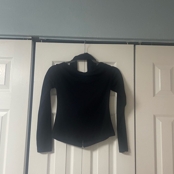 Pullover - Picture 2 of 3